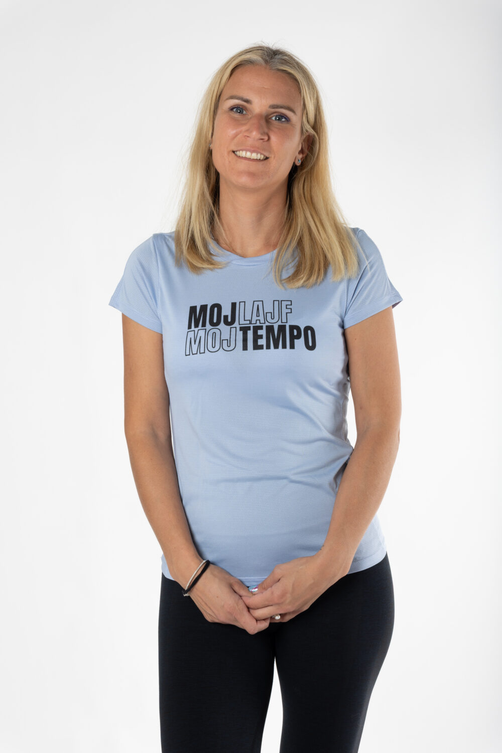 ŽENSKA  ŠPORTNA MAJICA - Moj lajf, moj tempo, Nevihtno modra