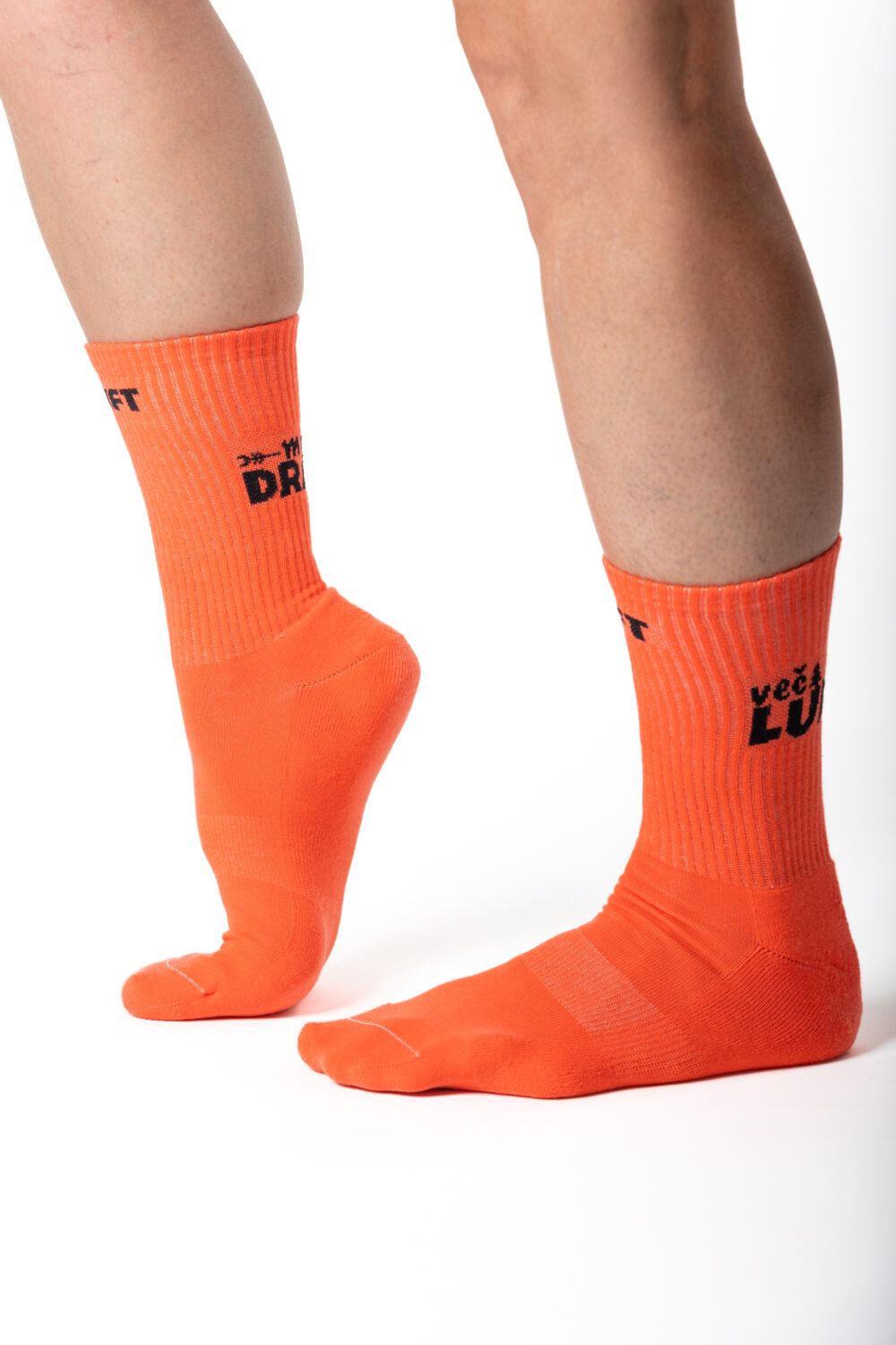 Več lufta, manj drame multisport nogavice, oranžne
